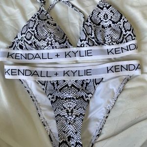 Kendall + Kylie never worn bathing suit